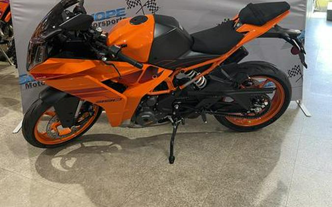 2024 KTM RC 390 - Orange