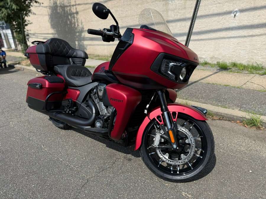 2025 Indian Pursuit® Dark Horse® with 112 and Powerband Audio Package