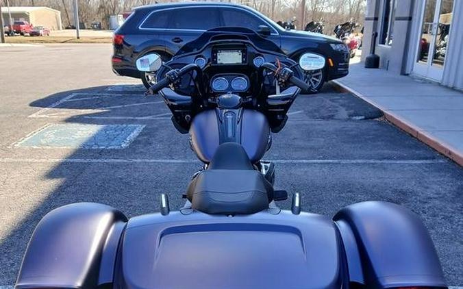 2025 Harley-Davidson® FLTRT - Road Glide® 3