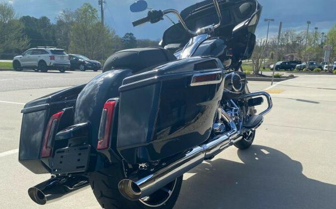 2024 Harley-Davidson Road Glide® Vivid Black (Chrome Finish w/ Cast Wheels)