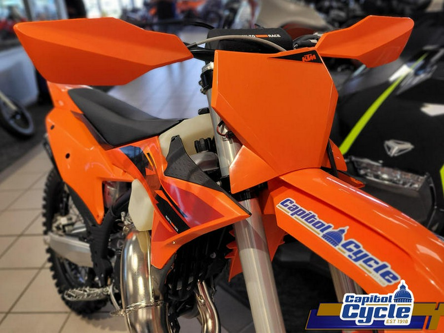 2025 KTM 125 XC