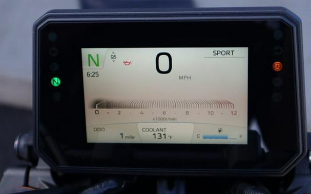 2025 Yamaha MT 09 SP