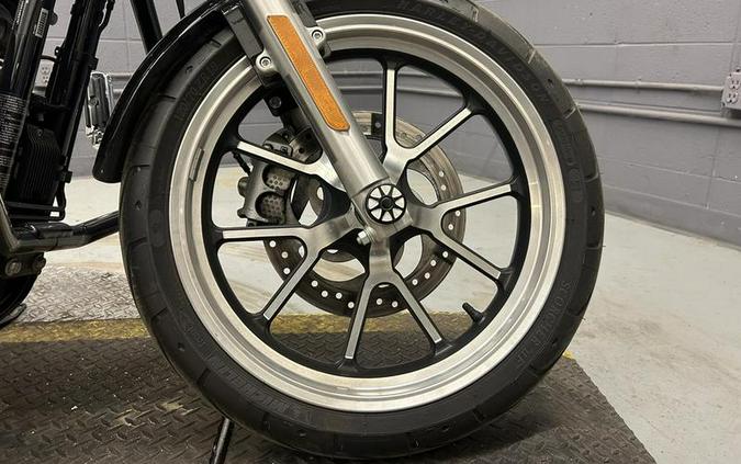 2016 Harley-Davidson® XL1200T - Sportster® SuperLow® 1200T