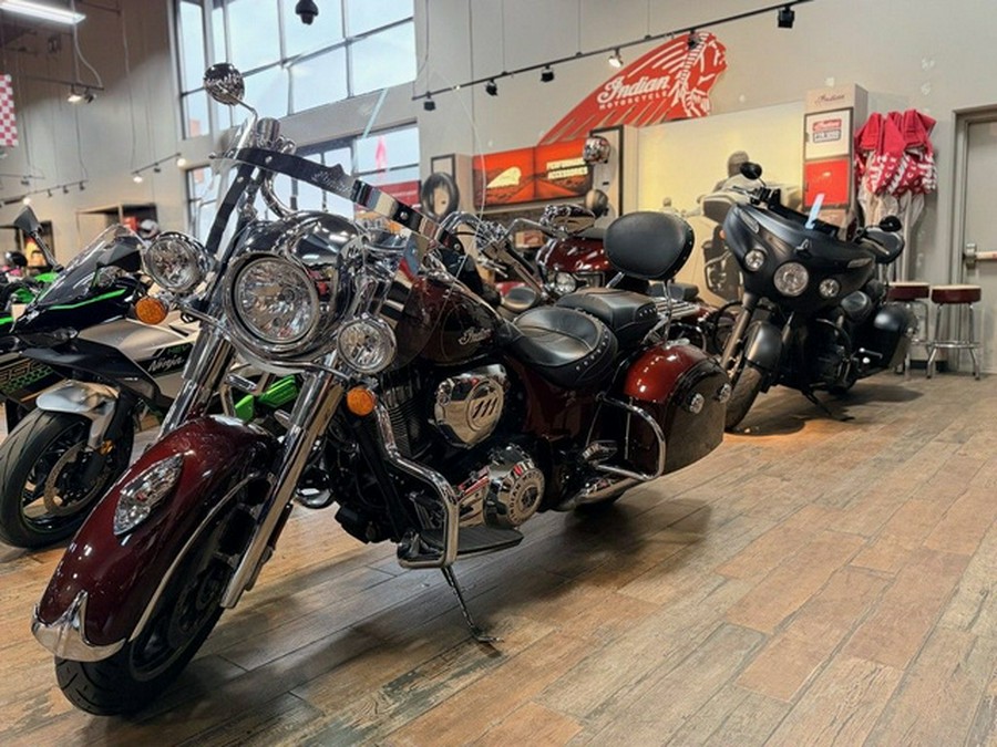 2022 Indian Springfield Maroon Metallic/Crimson Metallic
