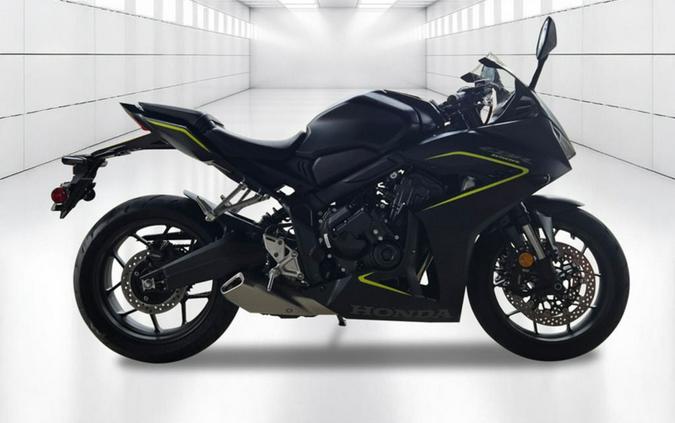 2026 Honda CBR650R E-Clutch
