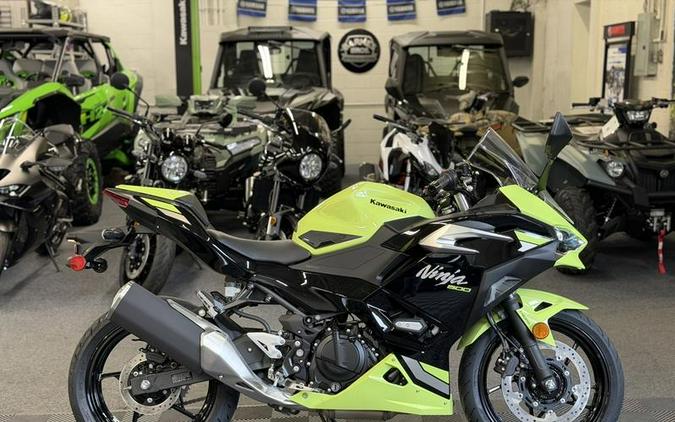 2026 Kawasaki Ninja® 500 SE ABS