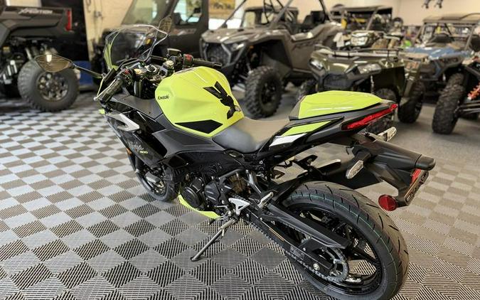 2026 Kawasaki Ninja® 500 SE ABS