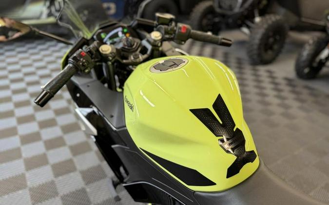 2026 Kawasaki Ninja® 500 SE ABS