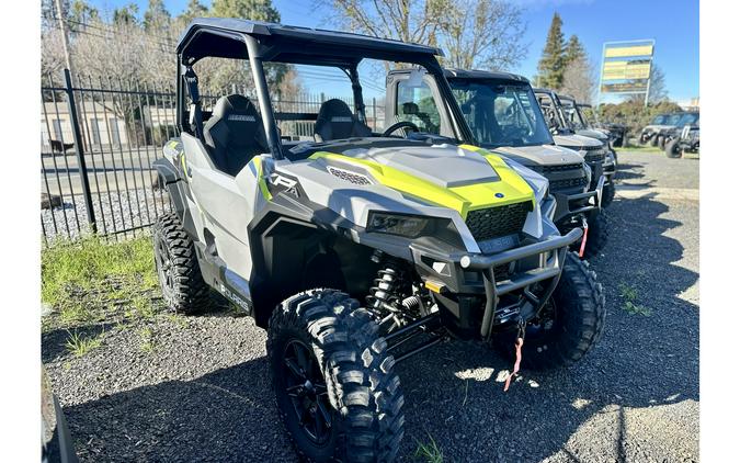 2024 Polaris Industries GENERAL® XP 1000 Sport