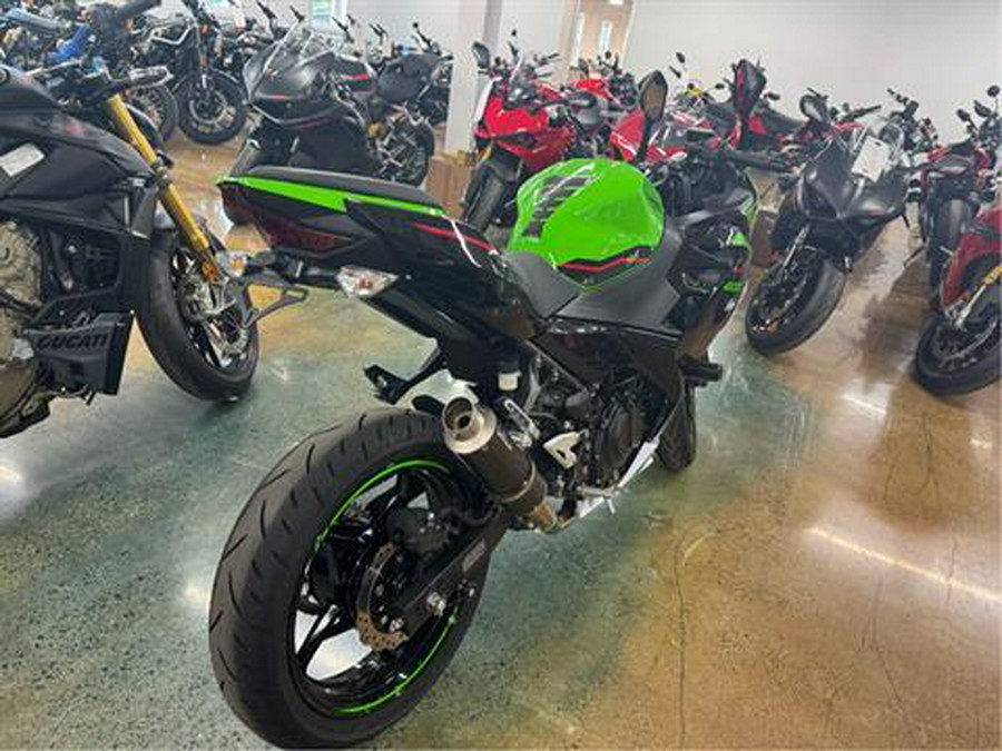 2022 Kawasaki Ninja 400 ABS KRT Edition