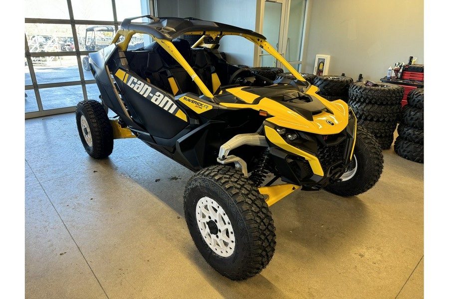 2024 Can-Am Maverick R X rs with Smart-Shox 999T DCT