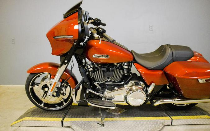 2024 Harley-Davidson® FLHX - Street Glide®