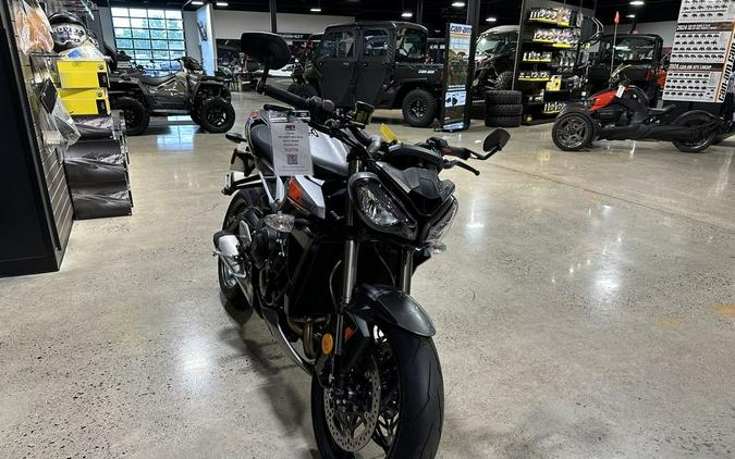 2024 Triumph Street Triple 765 RS Silver Ice