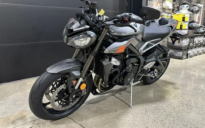 2024 Triumph Street Triple 765 RS Silver Ice