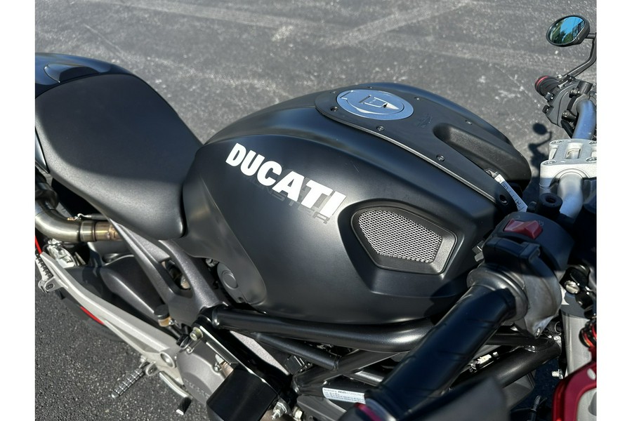 2014 Ducati Monster 696