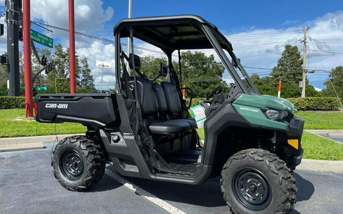 2024 Can-Am Defender HD9