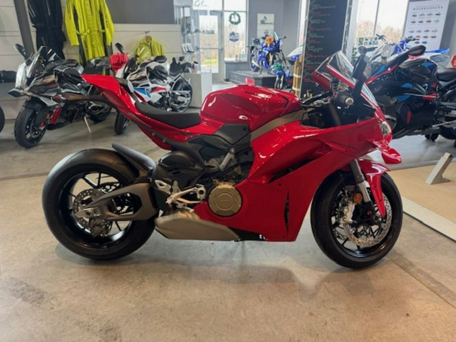 2026 Ducati Panigale V4