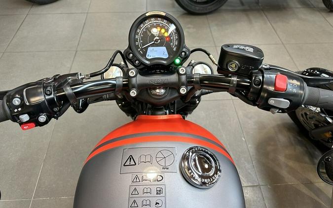 2025 Triumph Bonneville Bobber