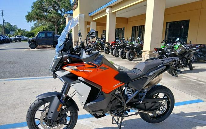 2027 KTM Super Adventure 1390 S EVO
