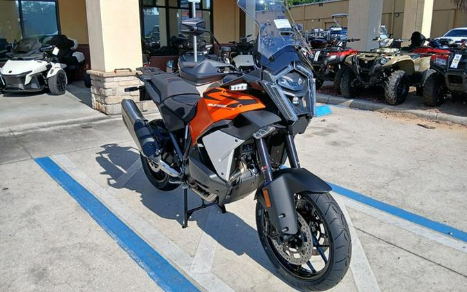 2027 KTM Super Adventure 1390 S EVO