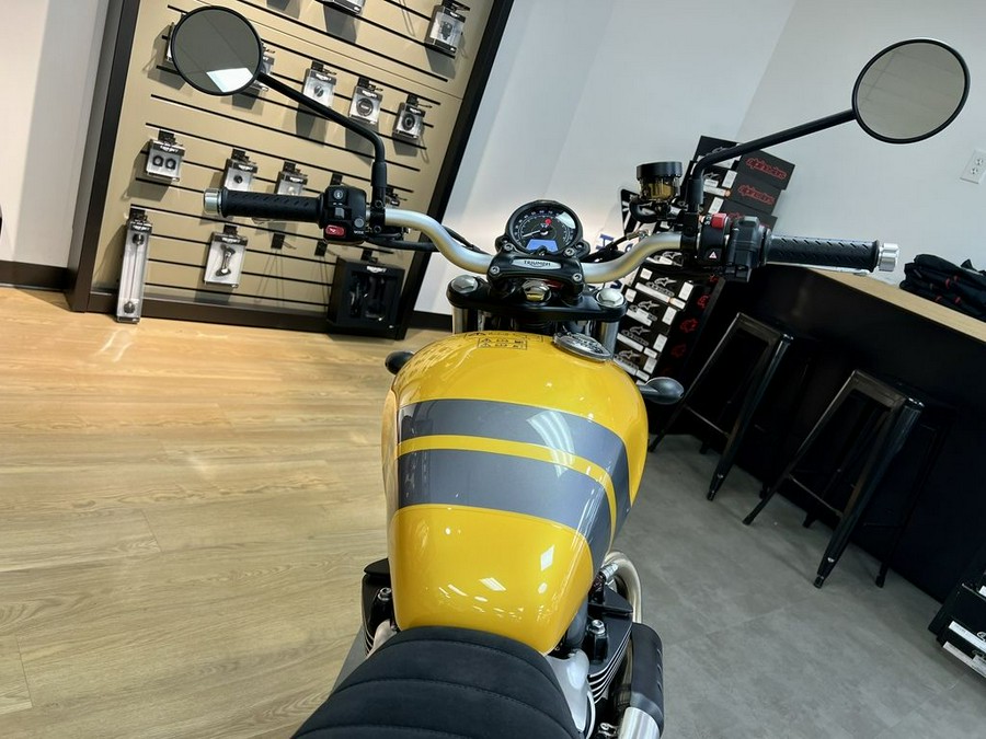 2024 Triumph Scrambler 900 Cosmic Yellow/Graphite