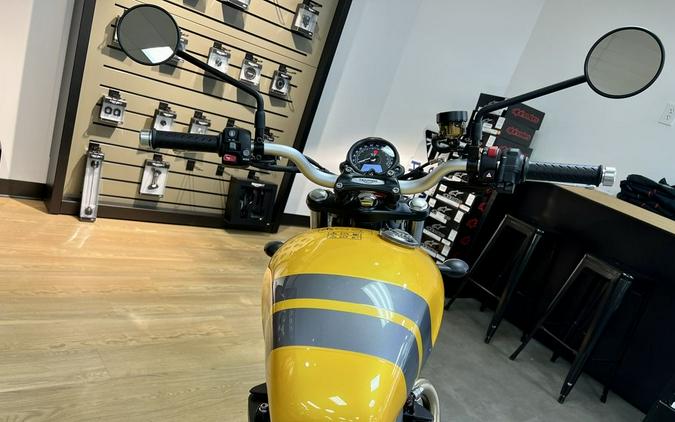 2024 Triumph Scrambler 900 Cosmic Yellow/Graphite