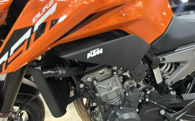 2024 KTM 790 Duke