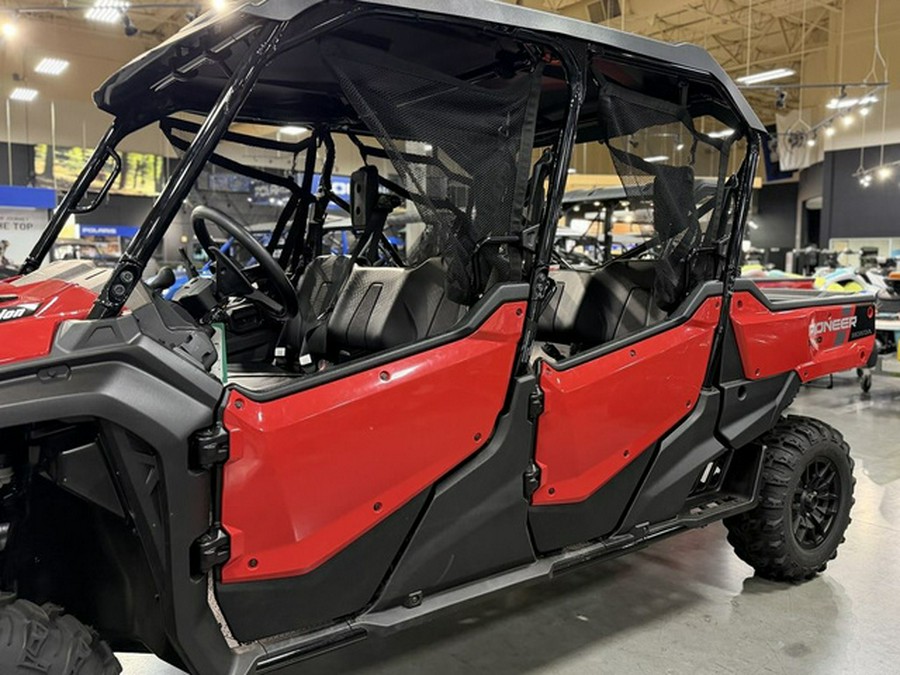2025 Honda Pioneer 1000-6 Deluxe Crew