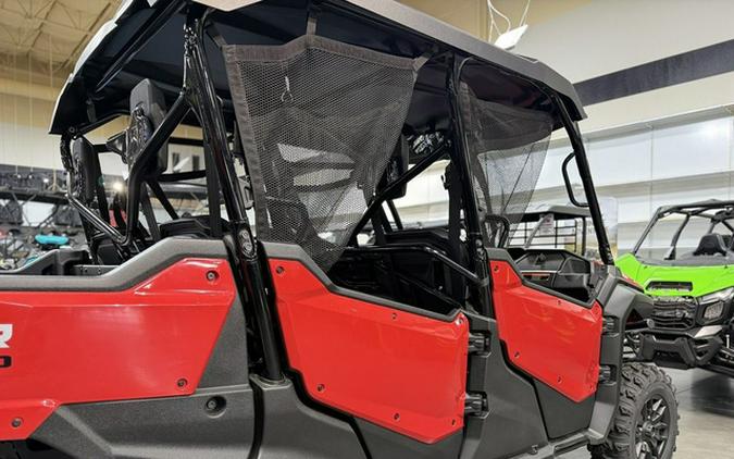 2025 Honda Pioneer 1000-6 Deluxe Crew