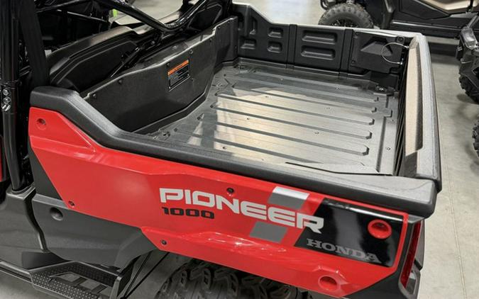 2025 Honda Pioneer 1000-6 Deluxe Crew