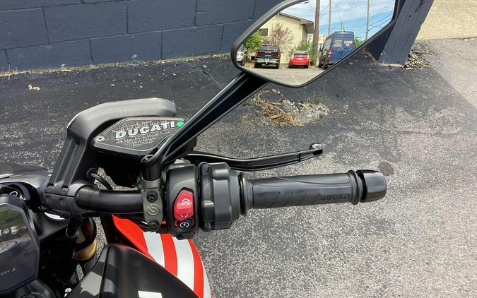 2027 Ducati DIAVEL V4 RS