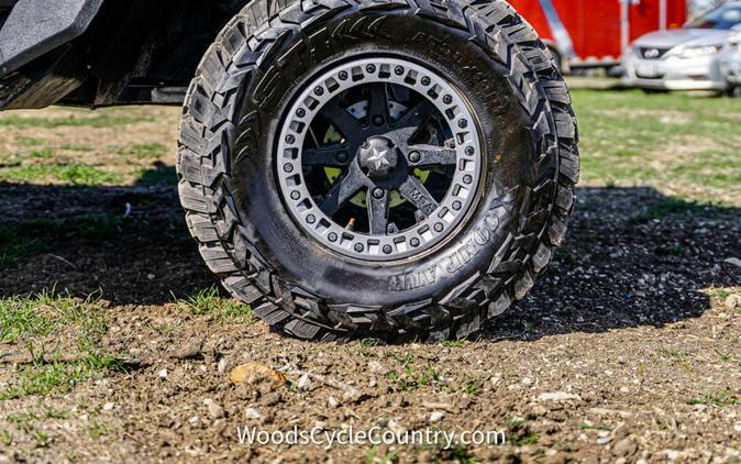 2021 Can-Am™ Defender PRO Lone Star HD 10