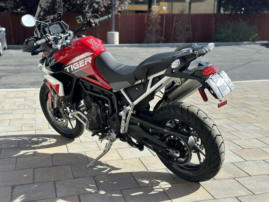 2024 Triumph Tiger 900 GT Aragon Edition Diablo Red/Phantom Black
