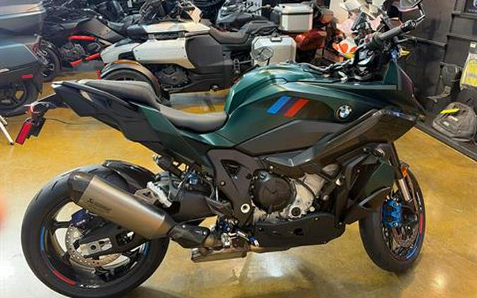 2026 BMW M 1000 XR