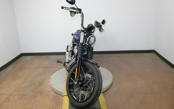 2025 Harley-Davidson® Street Bob™ PRPL ABYSS DNM