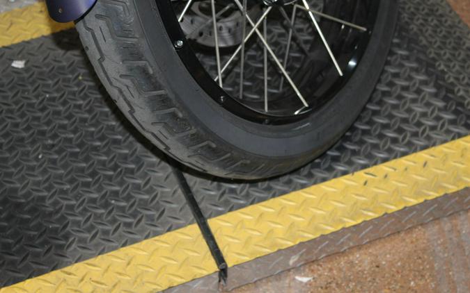 2025 Harley-Davidson® Street Bob™ PRPL ABYSS DNM
