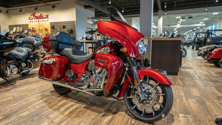 2023 Indian Motorcycle® Roadmaster® Limited Stryker Red Metallic