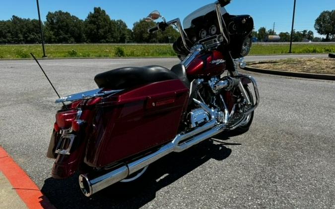 2008 Harley-Davidson Street Glide® Crimson Red Sunglo