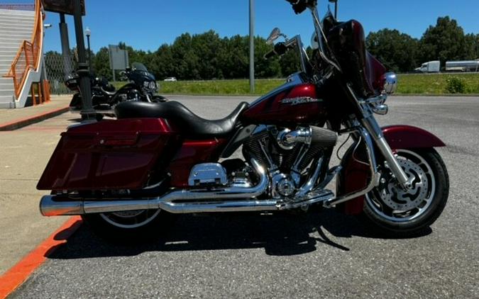 2008 Harley-Davidson Street Glide® Crimson Red Sunglo