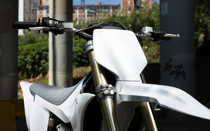 2025 Stark Future MX 1.2 80HP Stark Red - S012546