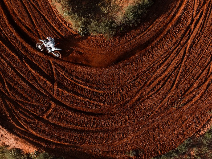 2025 Stark Future MX 1.2 80HP Stark Red - S012546