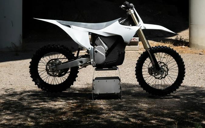 2025 Stark Future MX 1.2 80HP Stark Red - S012546