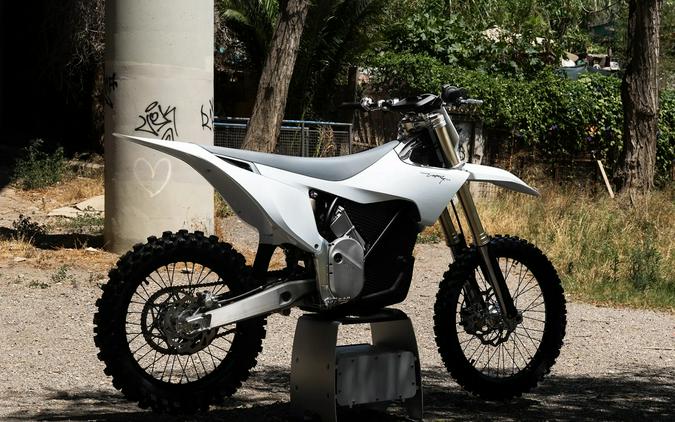 2025 Stark Future MX 1.2 80HP Stark Red - S012546