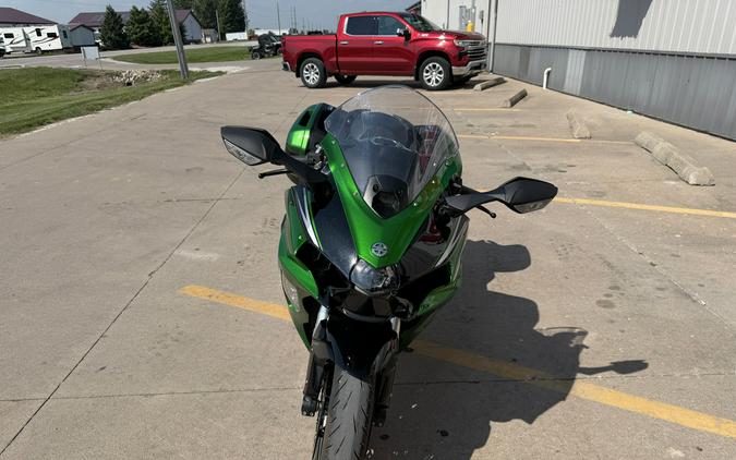 2025 Kawasaki Ninja H2® SX SE ABS