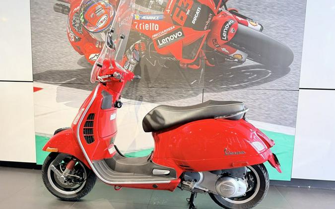 2013 Vespa GTS 300 i.e. Super