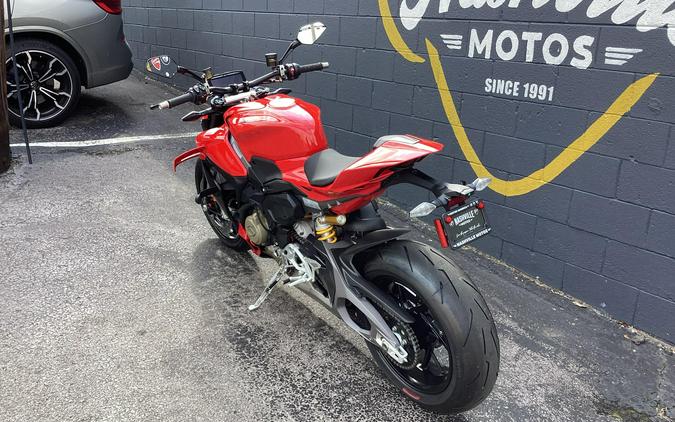 2027 Ducati STREETFIGHTER V4