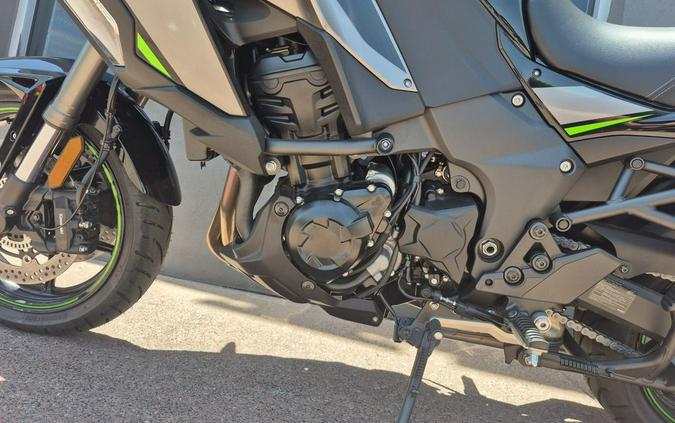 2025 Kawasaki Versys® 1100 SE LT ABS