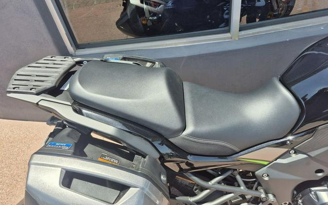 2025 Kawasaki Versys® 1100 SE LT ABS