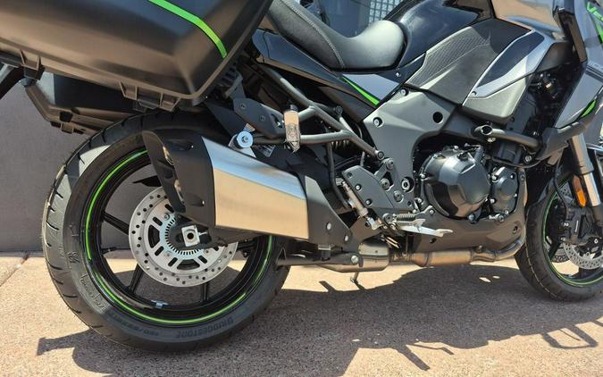 2025 Kawasaki Versys® 1100 SE LT ABS