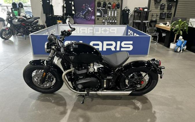 2026 Triumph Bonneville Bobber Jet black